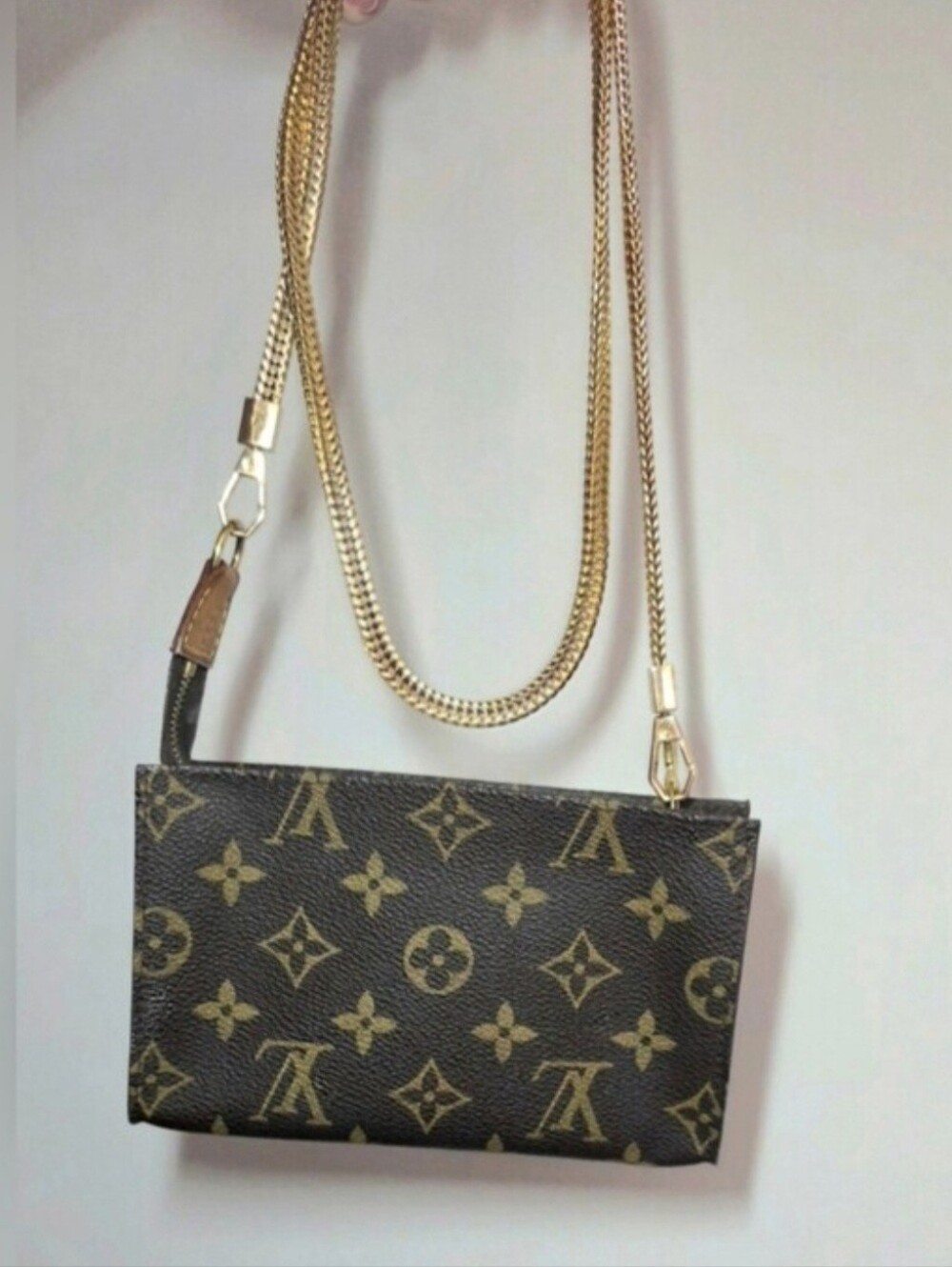 Authentic Louis Vuitton Pouch  ,Serial Number FL0090